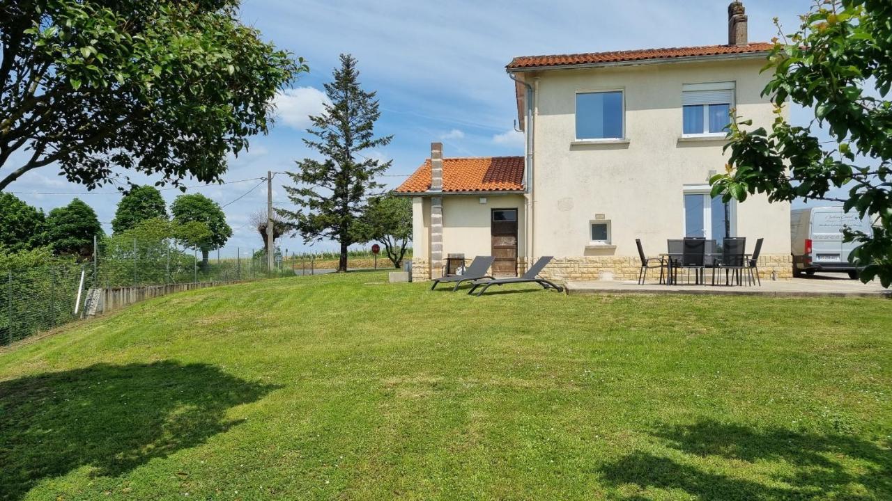 Gite Du Vignoble Puisseguin Bagian luar foto